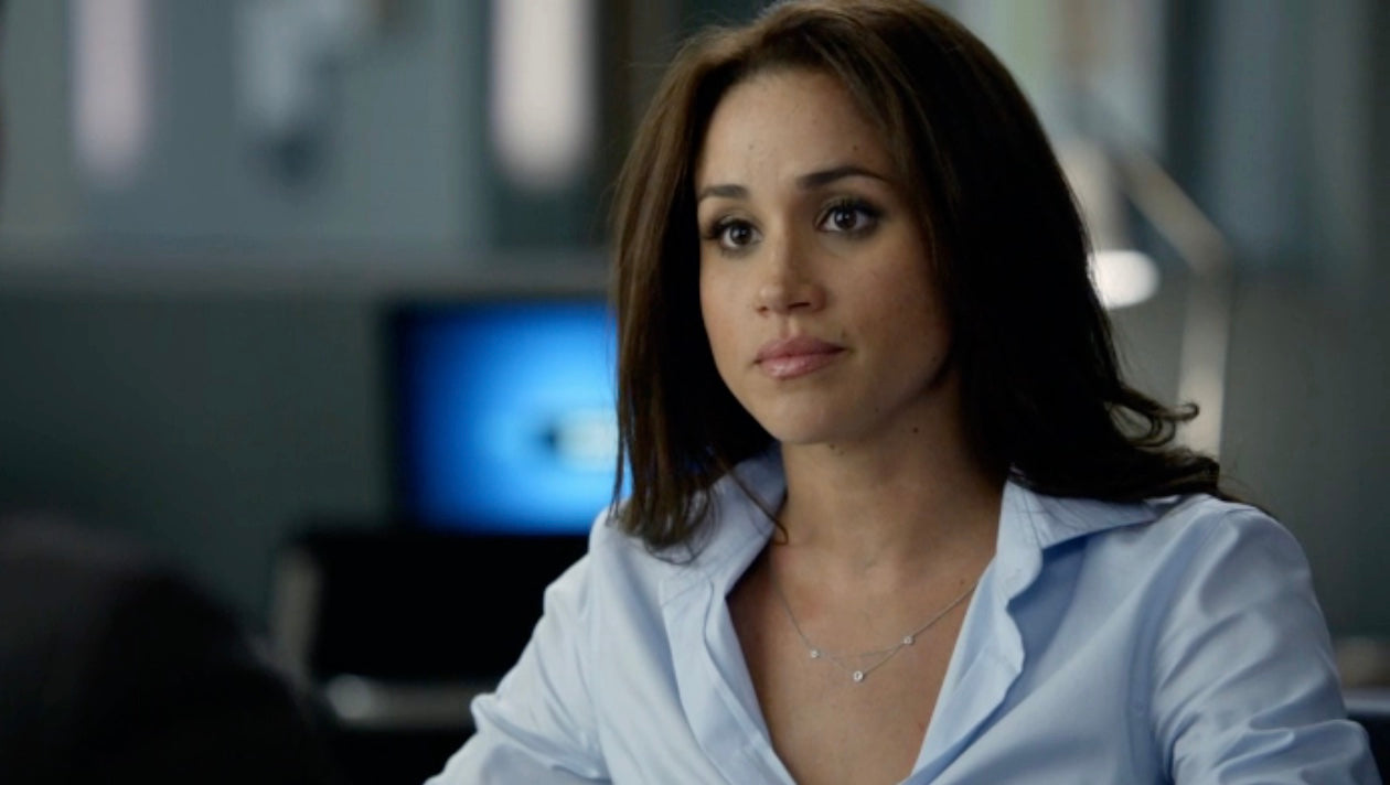Meghan Markle's signature necklace on SUITS