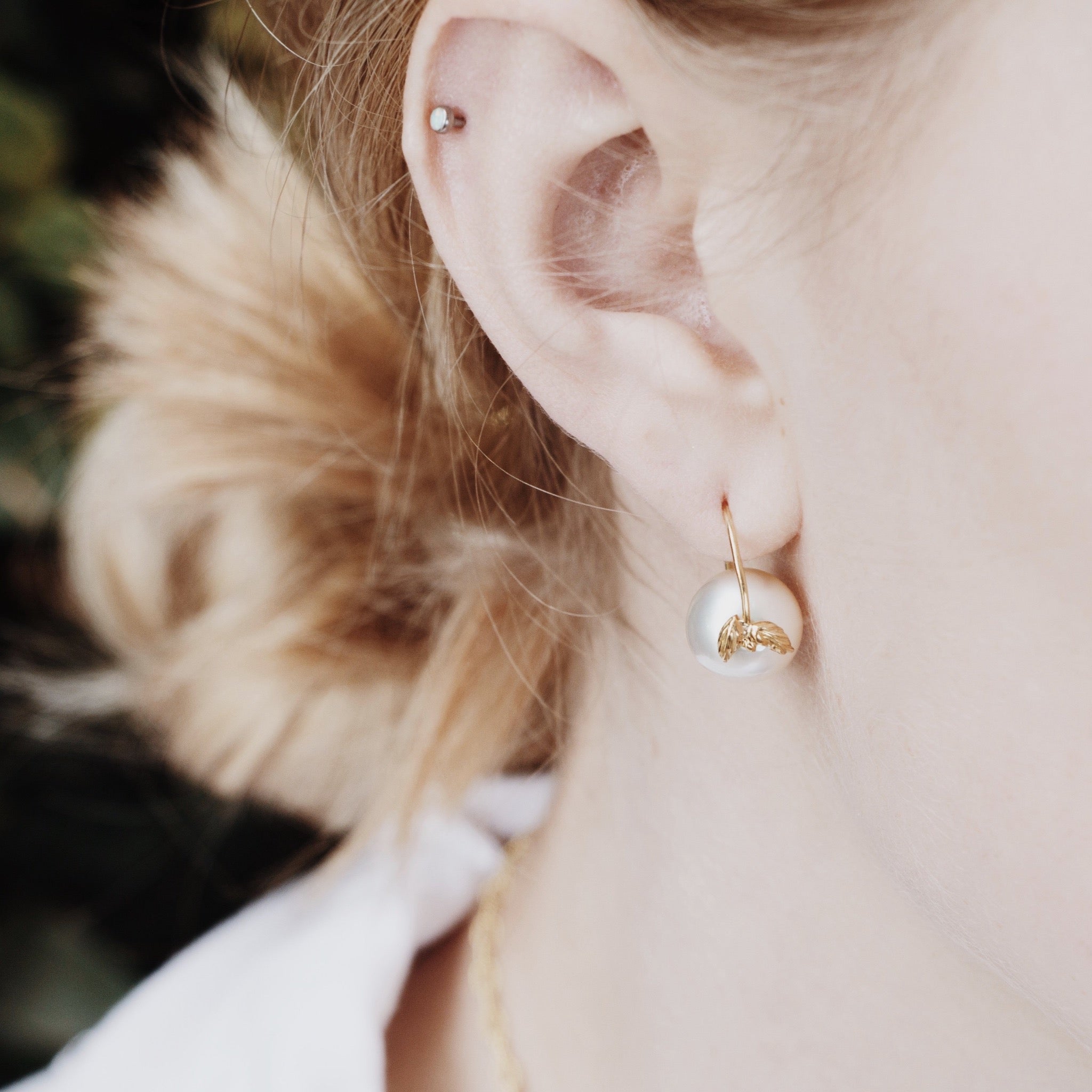 Pearl of Great Price Sterling Silver & Pearl Hoop Earrings – Tracy Hibsman  Studio