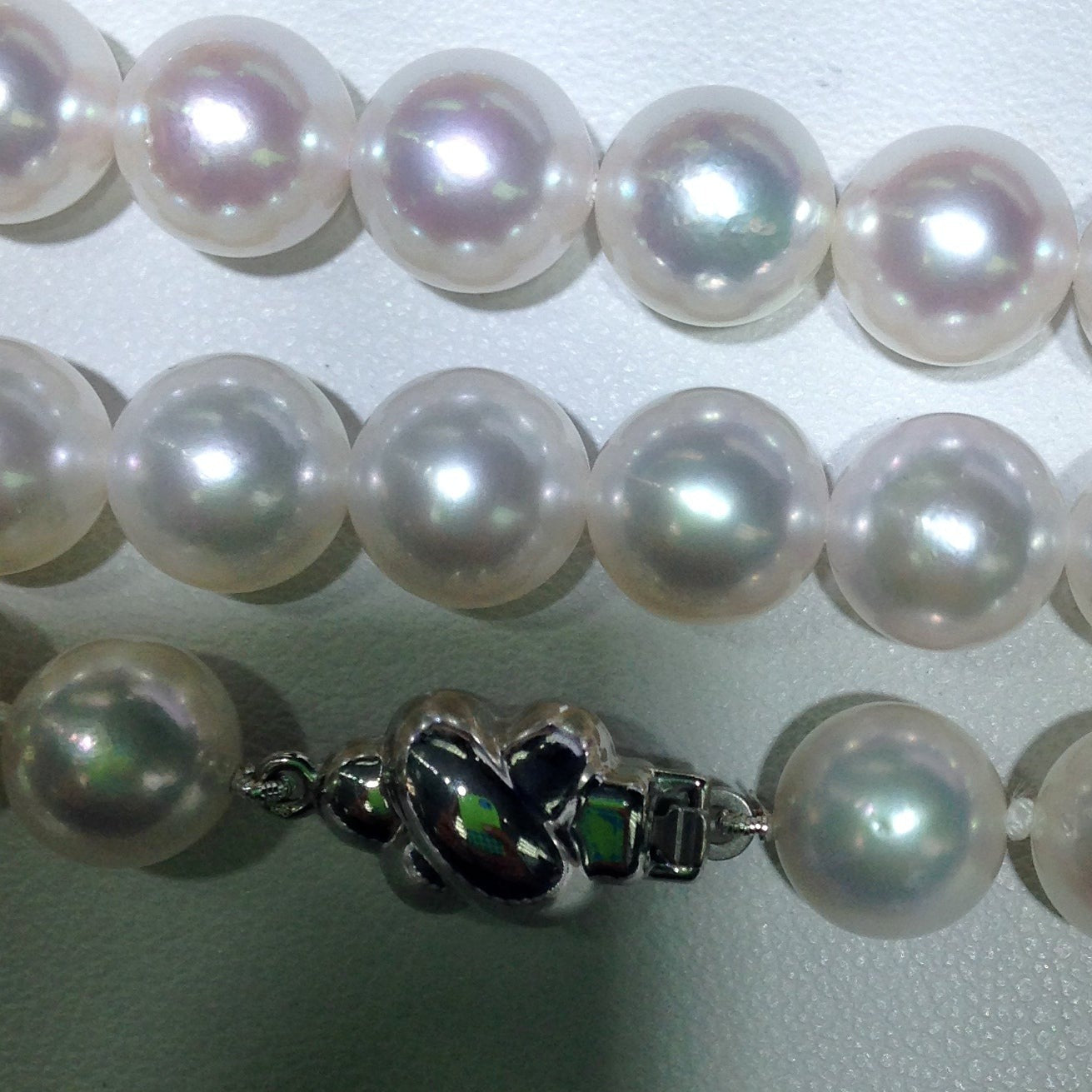 Akoya pearl strand