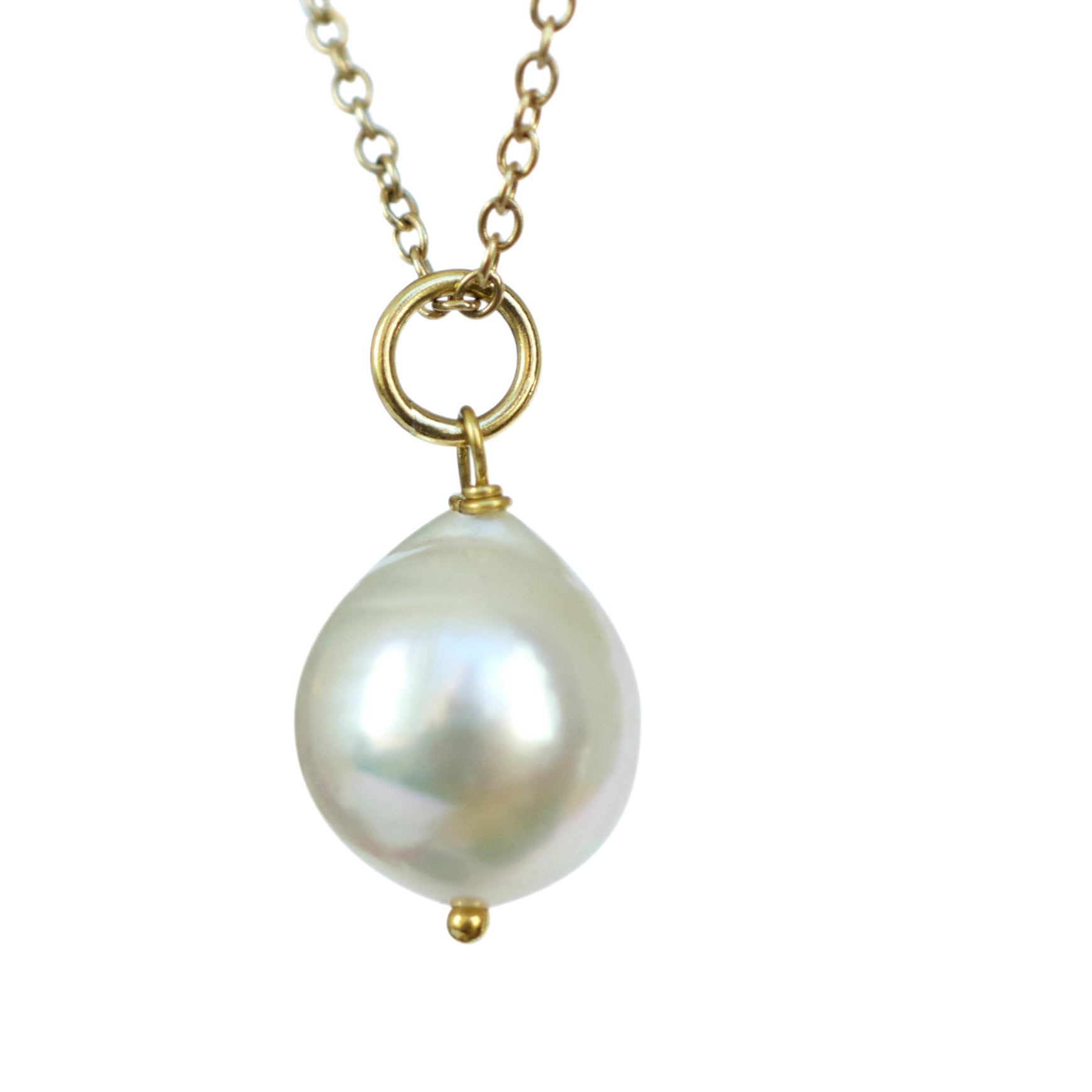 Baroque pearl necklace