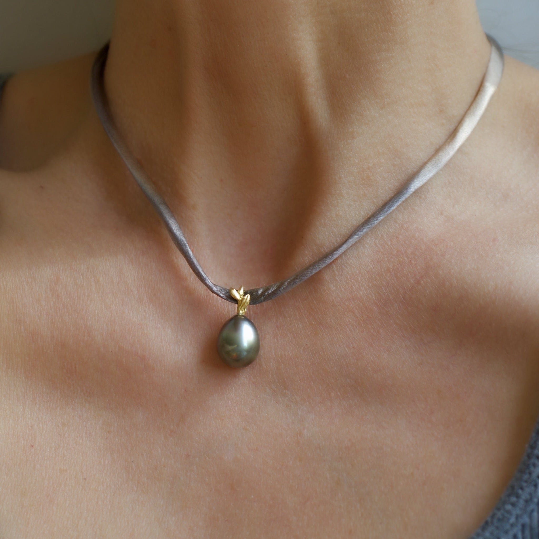 Silk/Pearl convertible bracelet/necklace