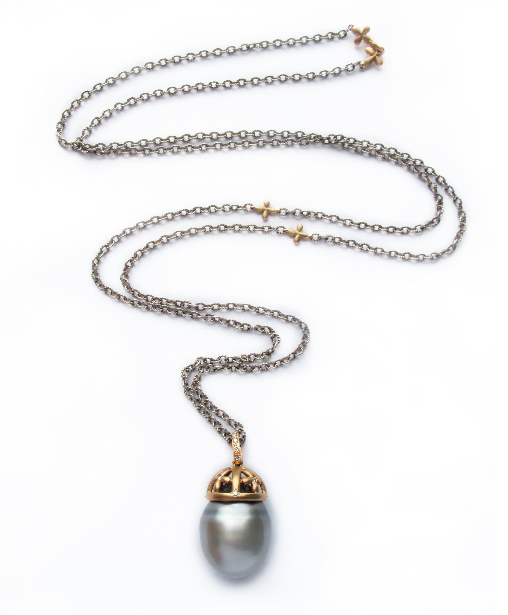 Mixed metals Grey Pearl Necklace