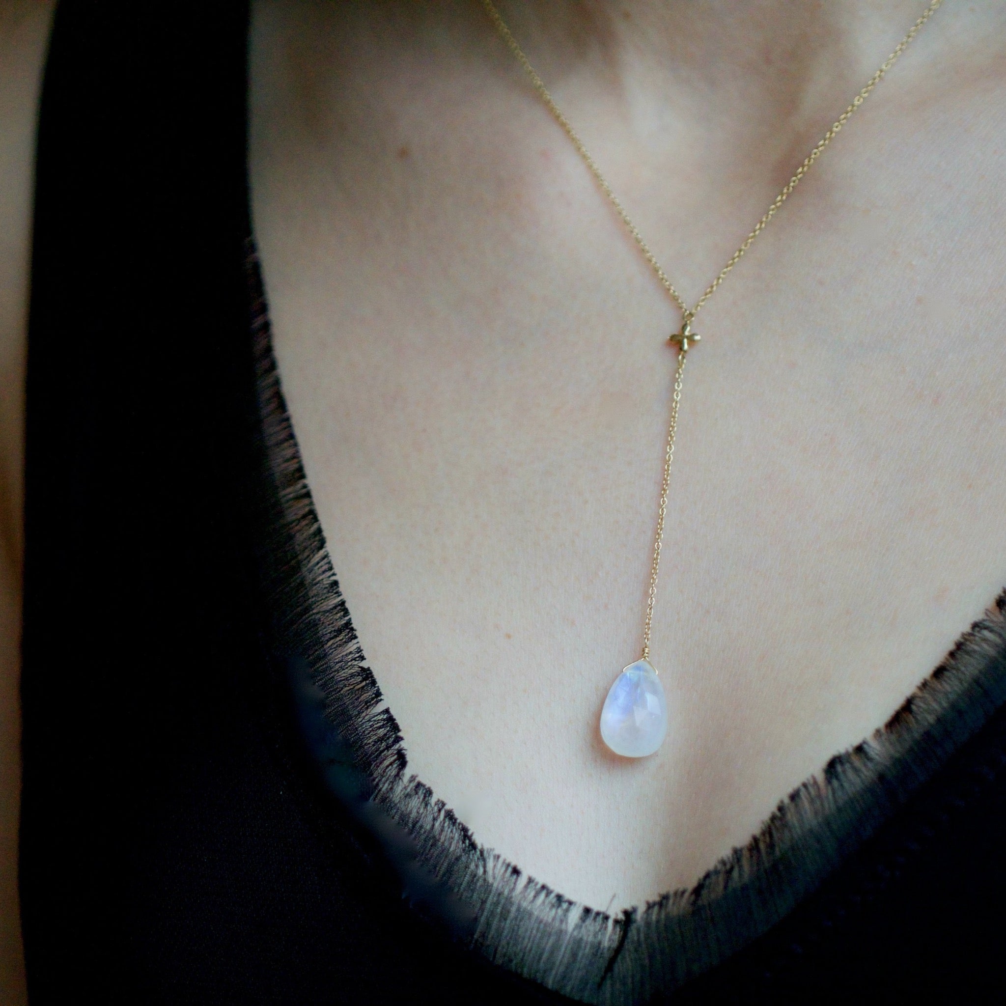 Moon drop Necklace